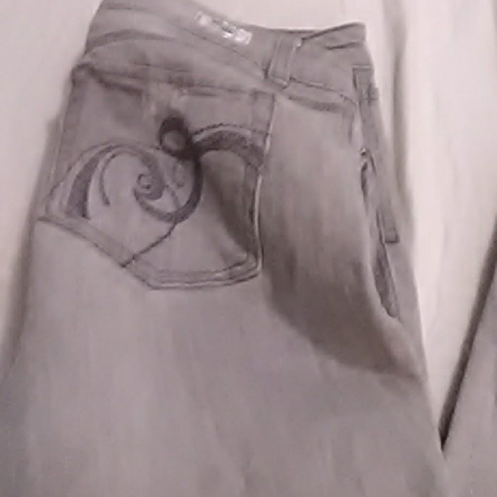 Jeans - Picture 3 of 3